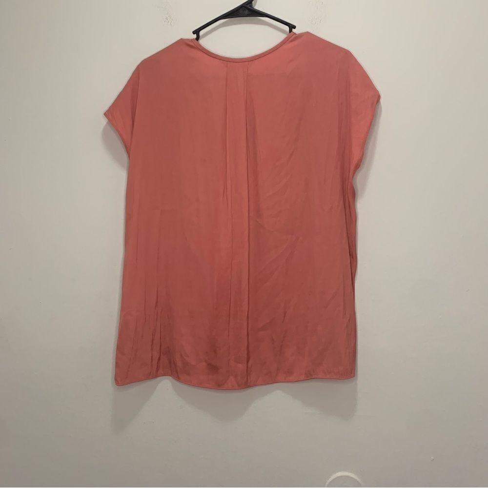 Banana Republic Pink V Neck Blouse‎ Size Large - Picture 2 of 5